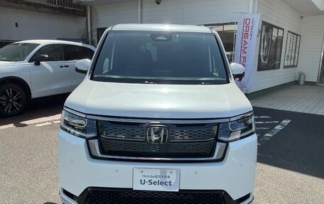 Honda Stepwgn, 2023 год, 2 520 000 рублей, 2 фотография