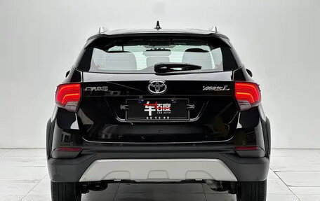 Toyota Yaris XP150 рестайлинг, 2021 год, 1 042 000 рублей, 5 фотография