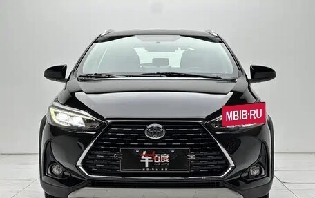 Toyota Yaris XP150 рестайлинг, 2021 год, 1 042 000 рублей, 2 фотография