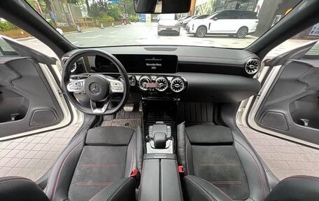 Mercedes-Benz CLA, 2019 год, 1 340 000 рублей, 8 фотография