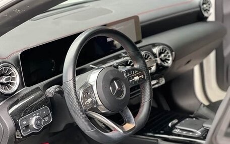 Mercedes-Benz CLA, 2019 год, 1 340 000 рублей, 9 фотография