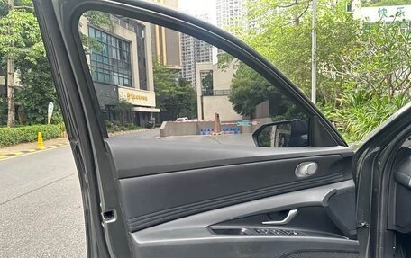 Hyundai Elantra, 2023 год, 19 фотография