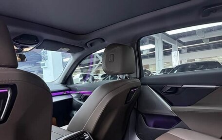 BMW 5 серия, 2025 год, 5 713 000 рублей, 11 фотография