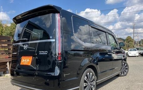 Honda Stepwgn, 2023 год, 2 600 000 рублей, 9 фотография