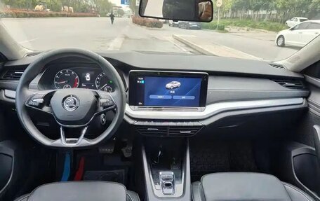 Skoda Octavia IV, 2022 год, 1 755 005 рублей, 5 фотография