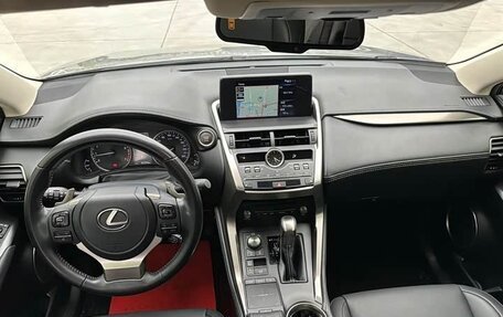 Lexus NX I, 2021 год, 2 350 000 рублей, 11 фотография