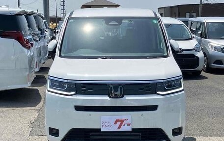 Honda Stepwgn, 2023 год, 2 670 000 рублей, 2 фотография
