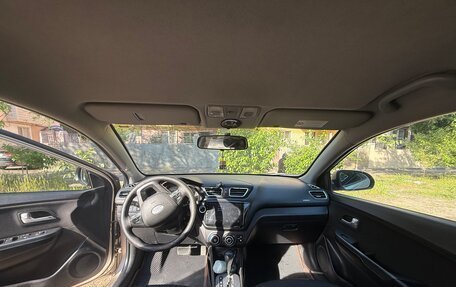 KIA Rio III рестайлинг, 2013 год, 600 000 рублей, 6 фотография