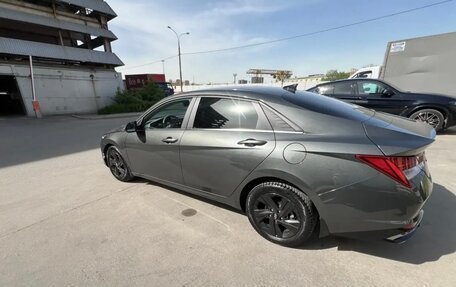 Hyundai Elantra, 2021 год, 1 800 000 рублей, 5 фотография