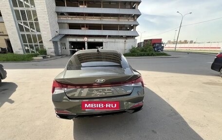 Hyundai Elantra, 2021 год, 1 800 000 рублей, 3 фотография