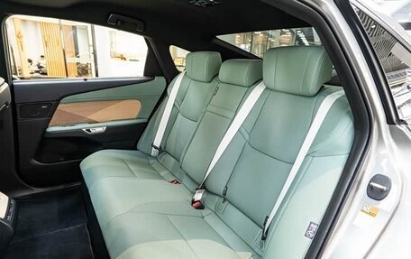 Lexus ES, 2026 год, 6 300 000 рублей, 12 фотография