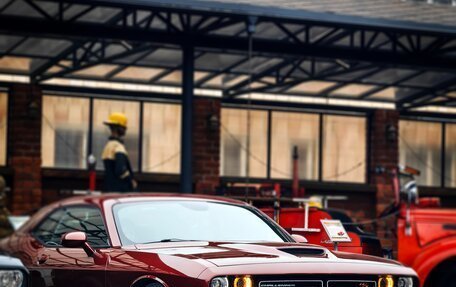 Dodge Challenger III рестайлинг 2, 2019 год, 5 499 000 рублей, 6 фотография