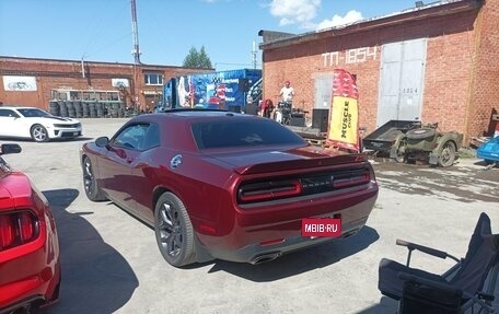 Dodge Challenger III рестайлинг 2, 2019 год, 5 499 000 рублей, 8 фотография