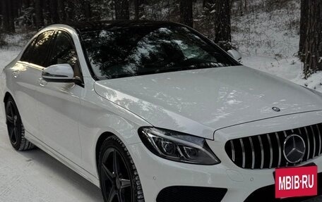 Mercedes-Benz C-Класс, 2015 год, 1 850 000 рублей, 14 фотография