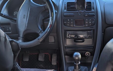 Mitsubishi Carisma I, 1996 год, 220 000 рублей, 7 фотография