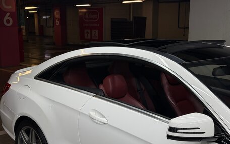 Mercedes-Benz E-Класс, 2012 год, 1 230 000 рублей, 7 фотография