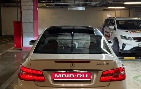 Mercedes-Benz E-Класс, 2012 год, 1 230 000 рублей, 3 фотография