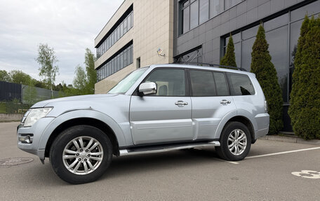 Mitsubishi Pajero IV, 2017 год, 2 800 000 рублей, 2 фотография