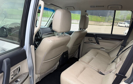 Mitsubishi Pajero IV, 2017 год, 2 800 000 рублей, 16 фотография