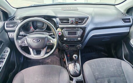 KIA Rio III рестайлинг, 2012 год, 560 000 рублей, 18 фотография