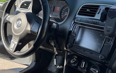 Volkswagen Polo VI (EU Market), 2013 год, 750 000 рублей, 9 фотография
