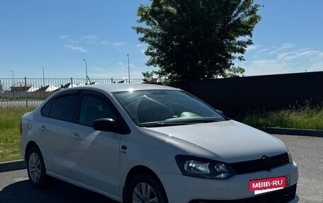 Volkswagen Polo VI (EU Market), 2013 год, 750 000 рублей, 3 фотография