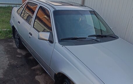 Opel Kadett E рестайлинг, 1991 год, 175 000 рублей, 14 фотография