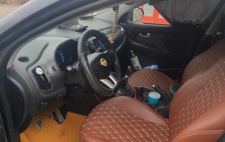 KIA Sportage III, 2011 год, 1 000 000 рублей, 3 фотография