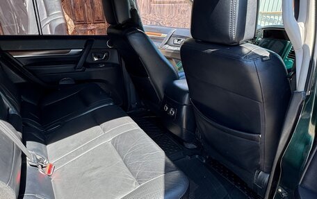 Mitsubishi Pajero IV, 2007 год, 1 700 000 рублей, 15 фотография