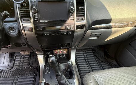 Toyota Land Cruiser Prado 120 рестайлинг, 2008 год, 2 550 000 рублей, 5 фотография