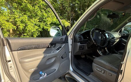 Toyota Land Cruiser Prado 120 рестайлинг, 2008 год, 2 550 000 рублей, 13 фотография