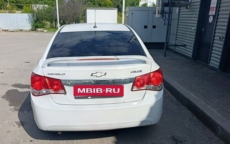 Chevrolet Cruze II, 2011 год, 330 000 рублей, 3 фотография