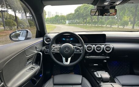 Mercedes-Benz A-Класс, 2022 год, 2 222 000 рублей, 22 фотография