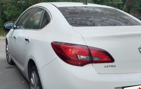 Opel Astra J, 2012 год, 500 000 рублей, 12 фотография