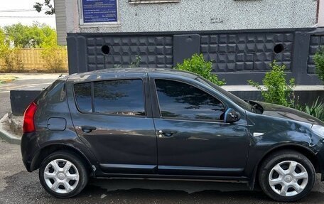 Renault Sandero I, 2010 год, 270 000 рублей, 4 фотография
