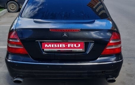 Mercedes-Benz E-Класс, 2003 год, 490 000 рублей, 9 фотография