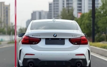 BMW 1 серия, 2023 год, 1 700 000 рублей, 5 фотография