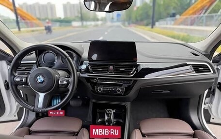 BMW 1 серия, 2023 год, 1 700 000 рублей, 8 фотография