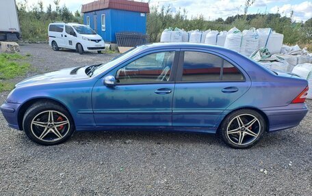 Mercedes-Benz C-Класс, 2004 год, 700 000 рублей, 3 фотография