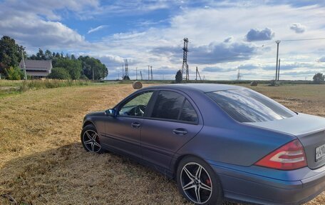 Mercedes-Benz C-Класс, 2004 год, 700 000 рублей, 7 фотография