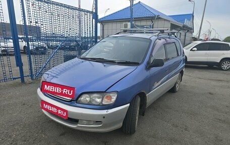 Toyota Ipsum II, 1997 год, 452 000 рублей, 1 фотография