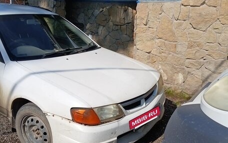 Nissan Wingroad III, 2000 год, 150 000 рублей, 5 фотография