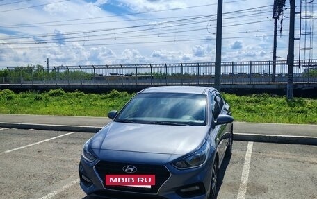 Hyundai Solaris II рестайлинг, 2019 год, 1 580 000 рублей, 2 фотография