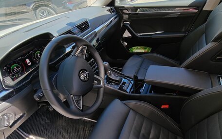 Skoda Superb III рестайлинг, 2024 год, 3 850 000 рублей, 9 фотография