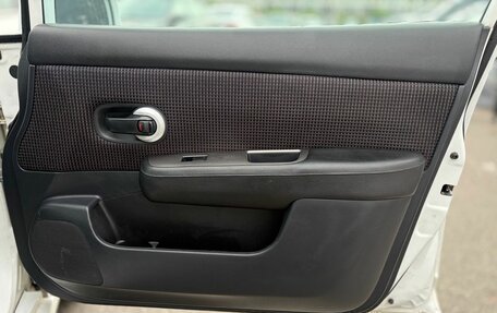 Nissan Tiida, 2011 год, 649 000 рублей, 23 фотография