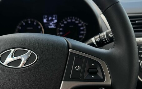 Hyundai Solaris II рестайлинг, 2015 год, 1 280 000 рублей, 23 фотография