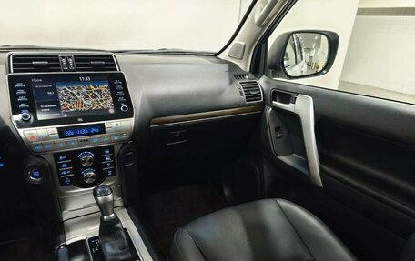 Toyota Land Cruiser Prado 150 рестайлинг 2, 2021 год, 5 890 000 рублей, 20 фотография
