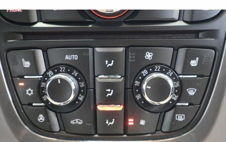 Opel Astra J, 2013 год, 887 400 рублей, 11 фотография