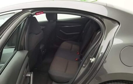 Mazda 3, 2022 год, 1 325 000 рублей, 23 фотография