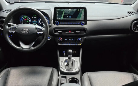 Hyundai Kona I, 2022 год, 1 912 000 рублей, 7 фотография